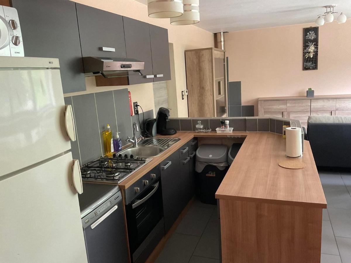 Le Petit Parc Apartment Вавр Екстериор снимка