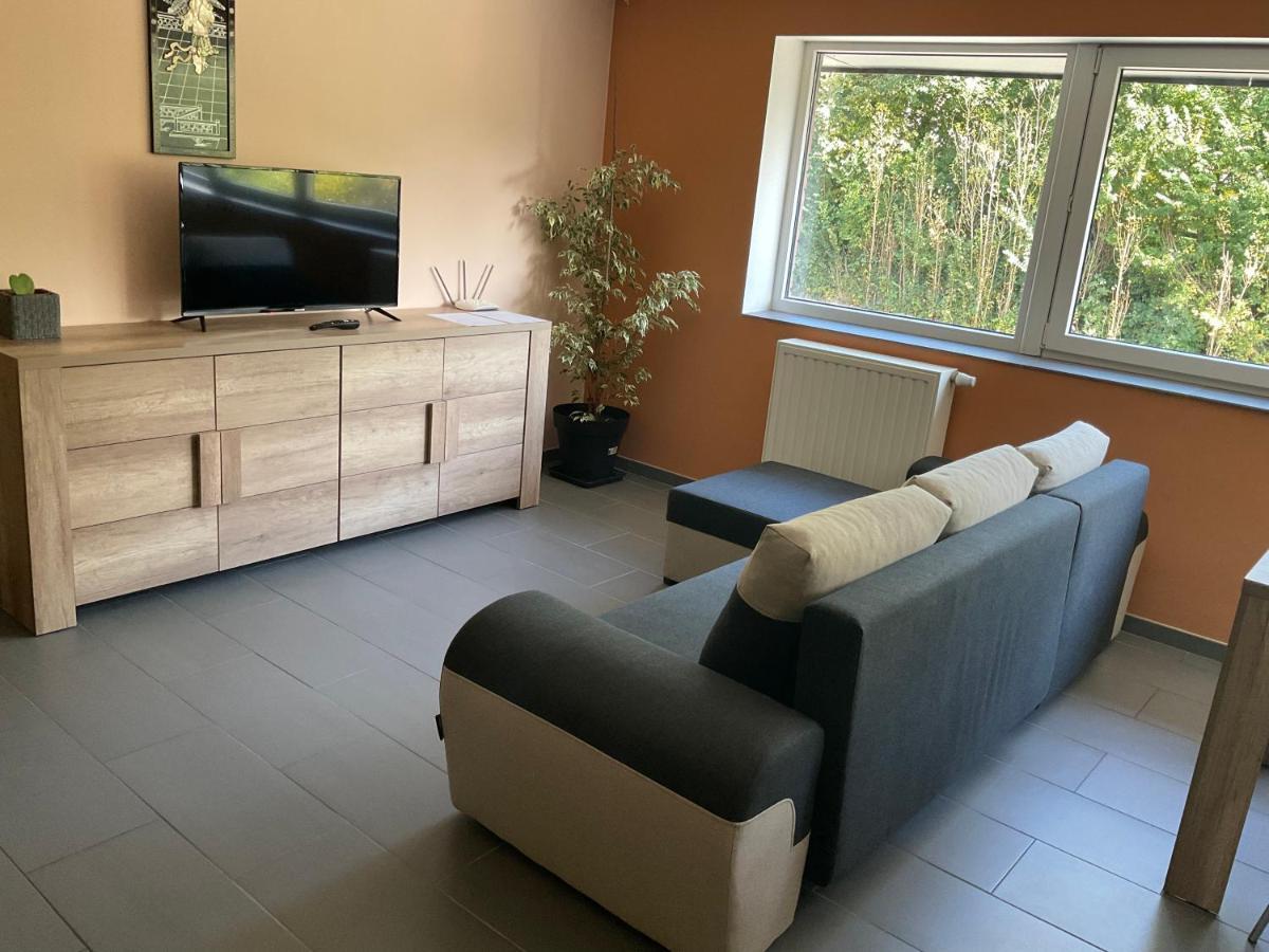 Le Petit Parc Apartment Вавр Екстериор снимка